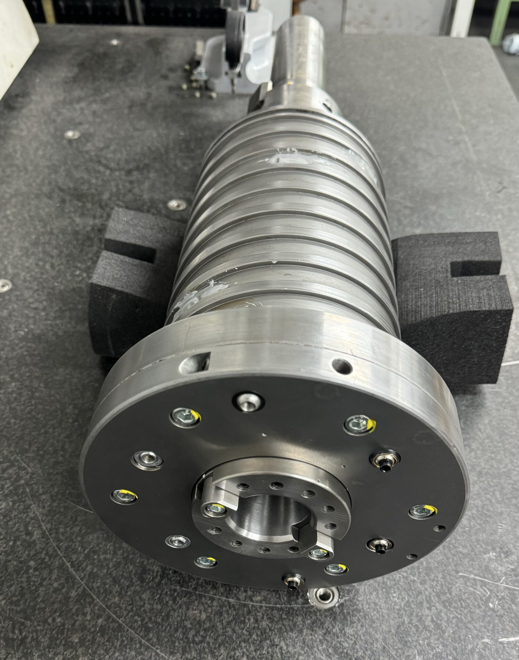 Mazak Hauptspindel VTC 200/300 Öl-Luft geschmiert